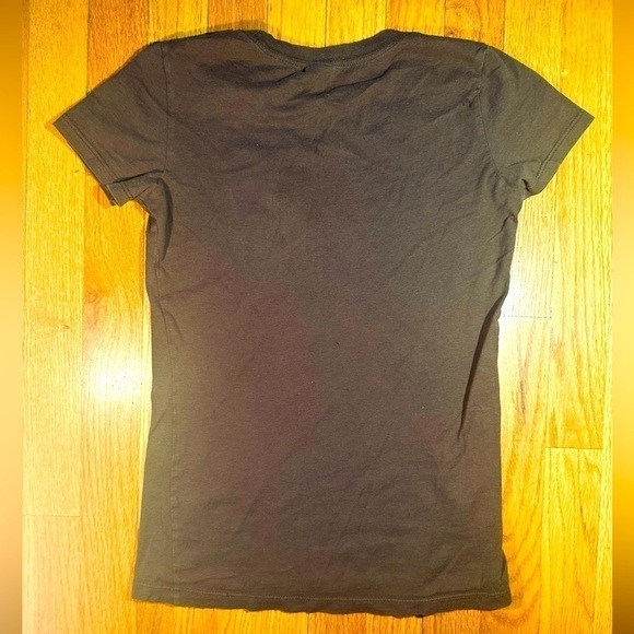 Hollister short sleeve  Top with logo print in front​ - Picture 6 of 8
